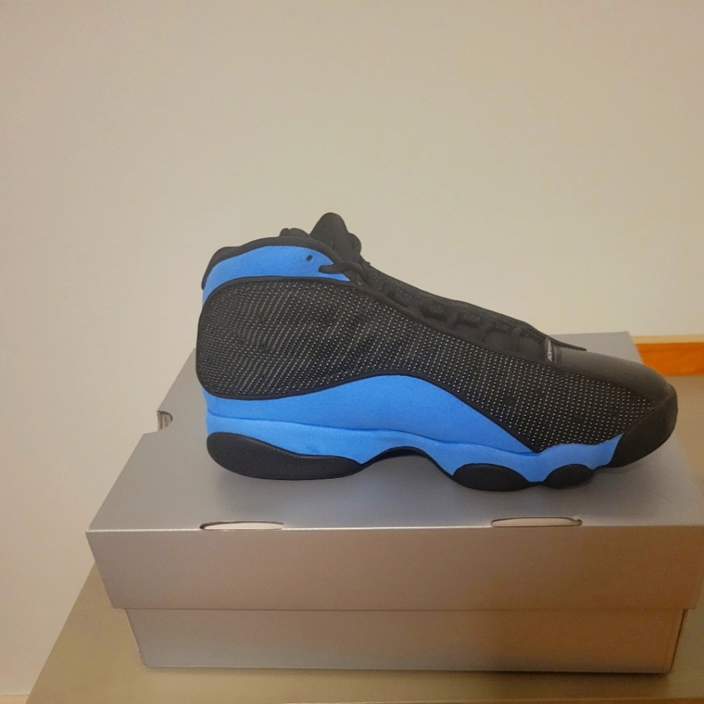 Air Jordan 13 Retro Men's 9.5 blue/black